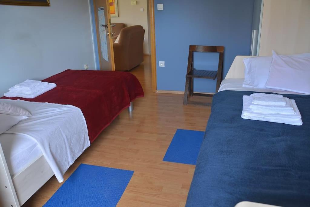 Apartman Ana Pula - Calm, Free Parking, Close To Center Exterior photo